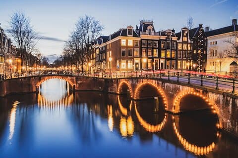 Amsterdam Privénachttour met gratis drankje