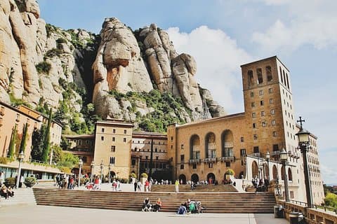 Dagtour van Barcelona naar Montserrat met privégids - met kabelbaan