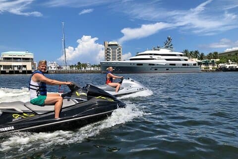 1 timmes vattenskoteruthyrning i Fort Lauderdale