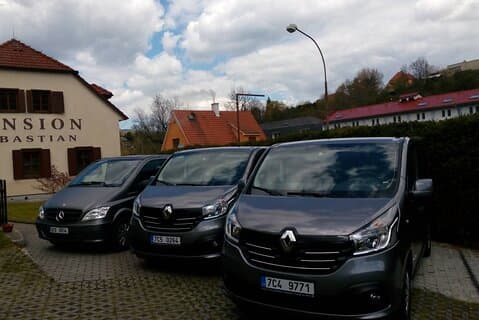 Direkter Einwegtransfer von Český Krumlov nach Prag
