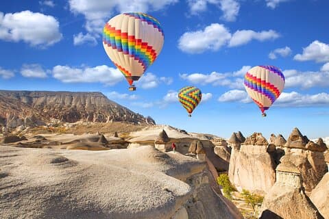 Tour di 1 notte per piccoli gruppi in Cappadocia con mongolfiera