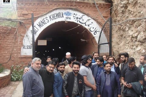 Visita guiada de um dia às minas de sal Khewra e ao templo Katas Raj
