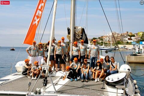 Catamaran Experience 21-23 persone dal Port Olimpic di Barcellona