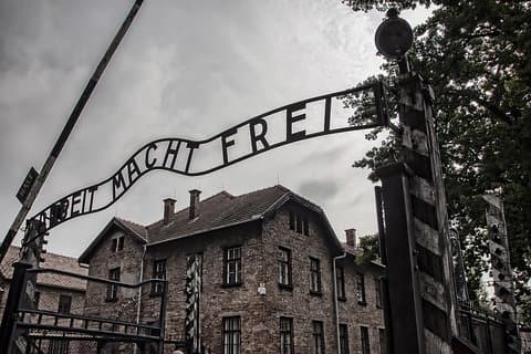 Privat Auschwitz-Birkenau og Salt Mine Tour fra Krakow