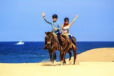 Cabo Cabalgatas en Playa Migriño