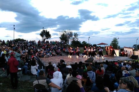 Forteresse de Momchilova autoguidée