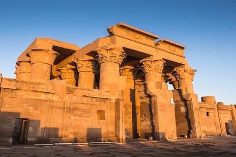 Private Day Tour til Aswan: Inkludert Kom Ombo og Edfu Temples fra Luxor