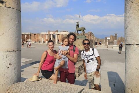 Pompeii and Herculaneum with archaeologist, private visit !!!