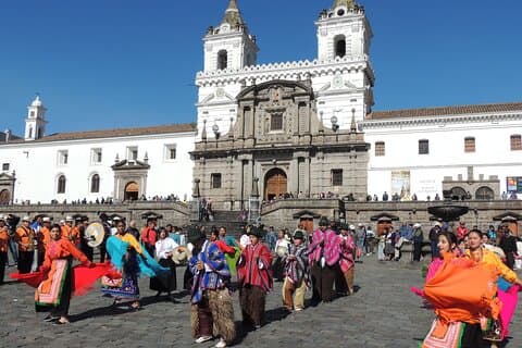 3-Days Layover Stay in Quito