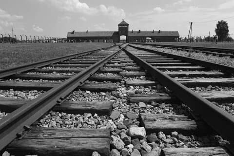 Hoteller i nærheden af Auschwitz Birkenau Guided Tour/Skip The Line
