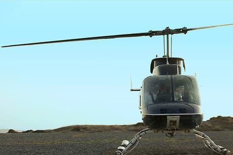 クレタ島からサントリーニ島へのプライベート ヘリコプター トランスファー