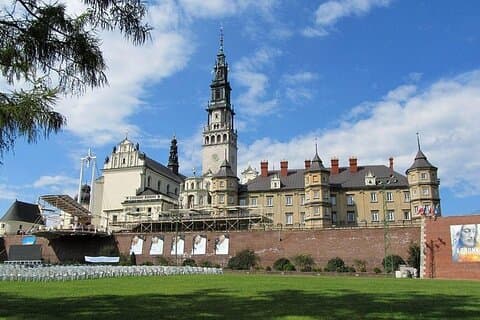 Servizio privato da Varsavia a Częstochowa (solo andata / andata e ritorno / noleggio con autista)