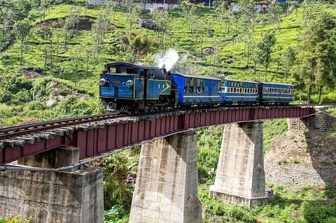 Coimbatore nach Ooty - Transfers + Hotel + Sightseeing