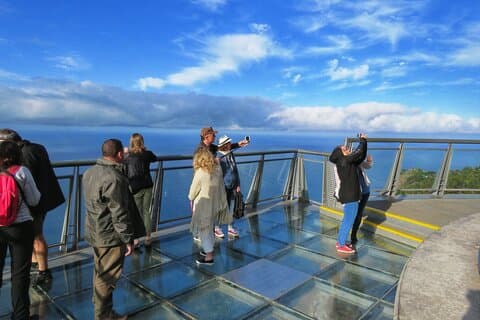 Skywalk, Vineyards, Landscapes and 4x4 Experience in Madeira
