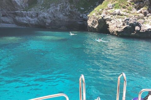 Capri Island Group Tour fra Sorrento