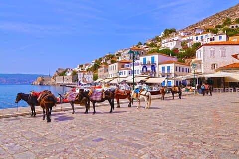 Visita autoguiada a la romántica isla de Hidra desde Atenas