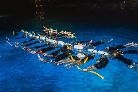 Snorkel med Manta stråler garanteret