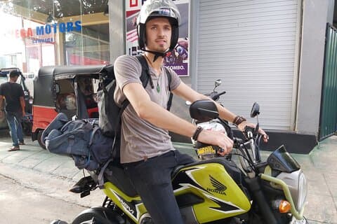 Noleggio moto a Negombo