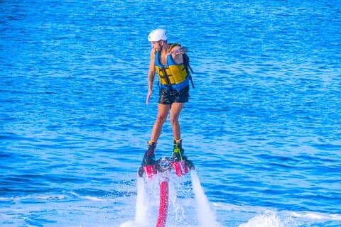 Private Flyboarding Erfahrung auf Bali mit Transport