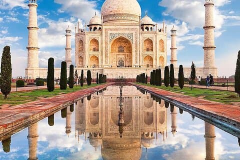 Tour familiar de lujo en Taj Mahal desde Calcuta