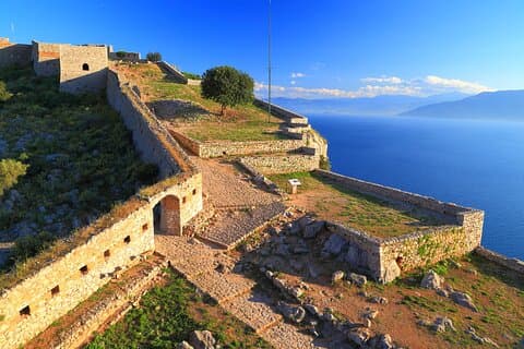 Visite privée en 2 jours à Argolis-Sparta-Mystras au départ d'Athènes