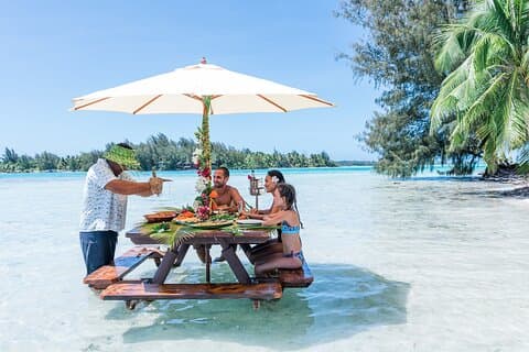 Crucero privado de esnórquel en Bora Bora con almuerzo vegetariano opcional en la playa