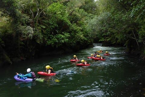 Rotorua hvidvandslæder | Kaitiaki Adventures + Transport