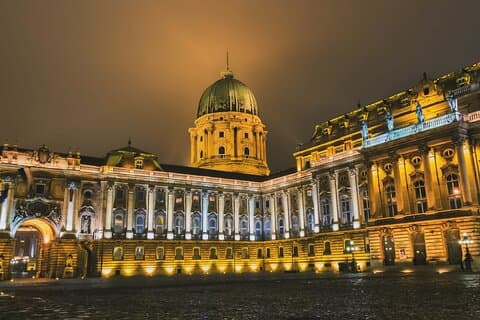Tour fotografico privato a Budapest con guida professionale e fotografo