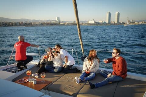 Barcelona Catamaran Private Experience op til 12 passagerer