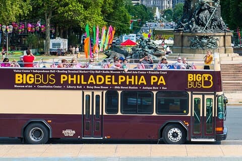 Hop On Hop Off Doppeldeckerbustour durch Philadelphia