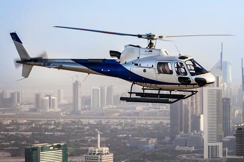 Dubai Helikopterturer med 2-vägs privat transfer i Dubai