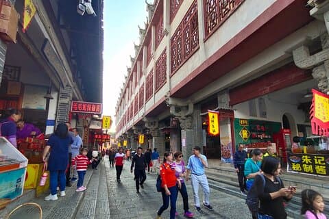 Privat tur: Daxu Village og Crown Cave langs Li River