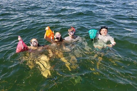 Private Scalloping Charter in Crystal River – Dive for Treasure