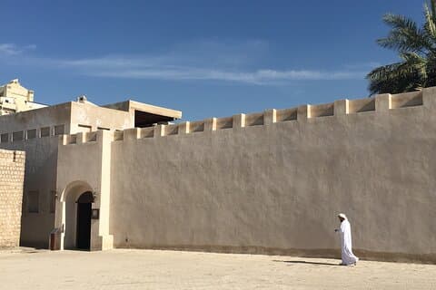 Pearl Merchants and Palm Trees: A Self-Guided Tour of Sharjah