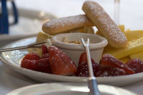 Tour de degustación de gemas ocultas de Whistler - 4 restaurantes 1 noche divertida