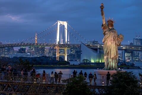 Tour privato di 1 giorno della città di Tokyo con autista bilingue