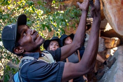 Arnhem Land Yingana Injalak Hill Excursão de dia inteiro saindo de Darwin