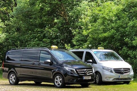 Transferência privada entre o aeroporto de Salzburgo e a cidade de Salzburgo