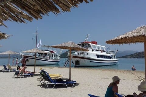 Passeio de barco em Corfu para Kalamas e churrasco