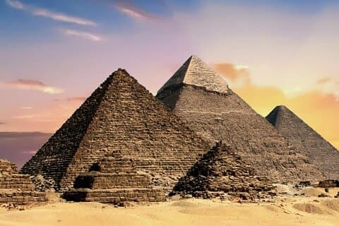 Gizeh-piramides, Sakkara en Memphis-dagtour