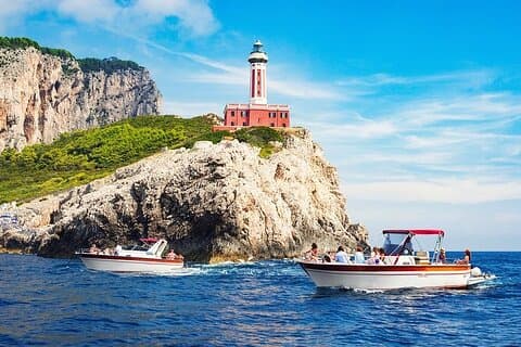 De Sorrento: Excursão exclusiva de barco de dia inteiro a Capri