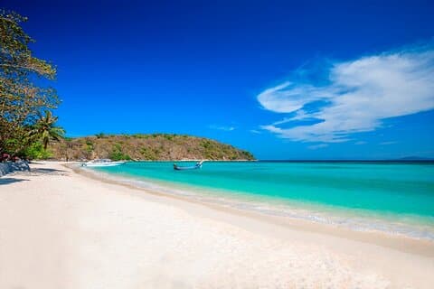 Phuket: Racha Yai & Koh Hey catamarantour