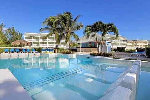Grand Palladium och Lady Hamilton privat flygplatstransfer