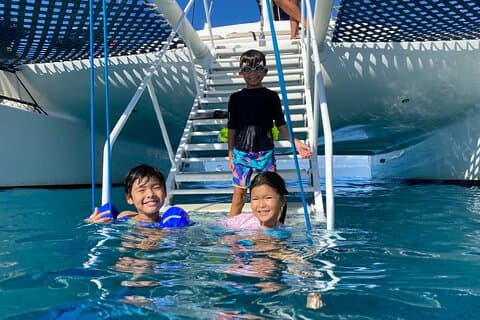 Hoteller i nærheden af Moana's Waikīkī Grand Guided Turtle Snorkel & Sailing Adventure