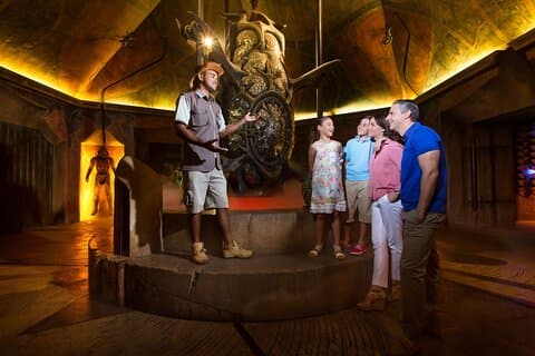 Lost World Aquarium + Bakom kulisserna Tour