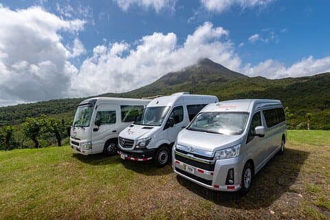 Privéshuttle van het Papagayo-schiereiland naar de Arenal-vulkaan