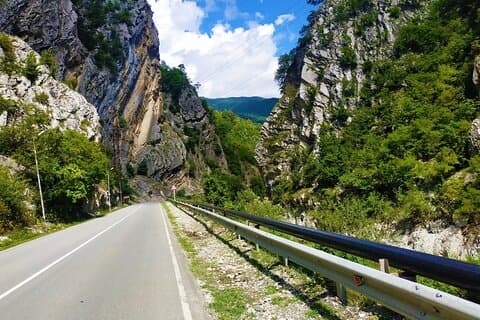 11 dagen/10 nachten Svaneti-Racha-Kazbegi Region Tour-pakket in Georgië