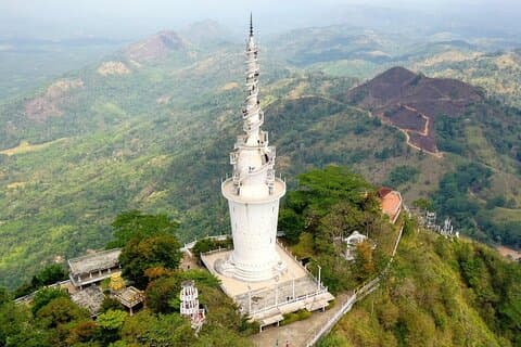Visite d'Ambuluwawa et des chutes de Ramboda au départ de Kandy