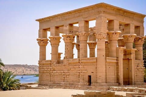 Privat halvdagstur med høydepunkter i Aswan med hotellhenting