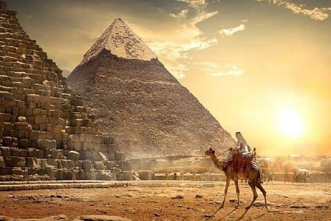 Tagestour: Flug von Sharm El Sheikh nach Kairo und Rückflug
